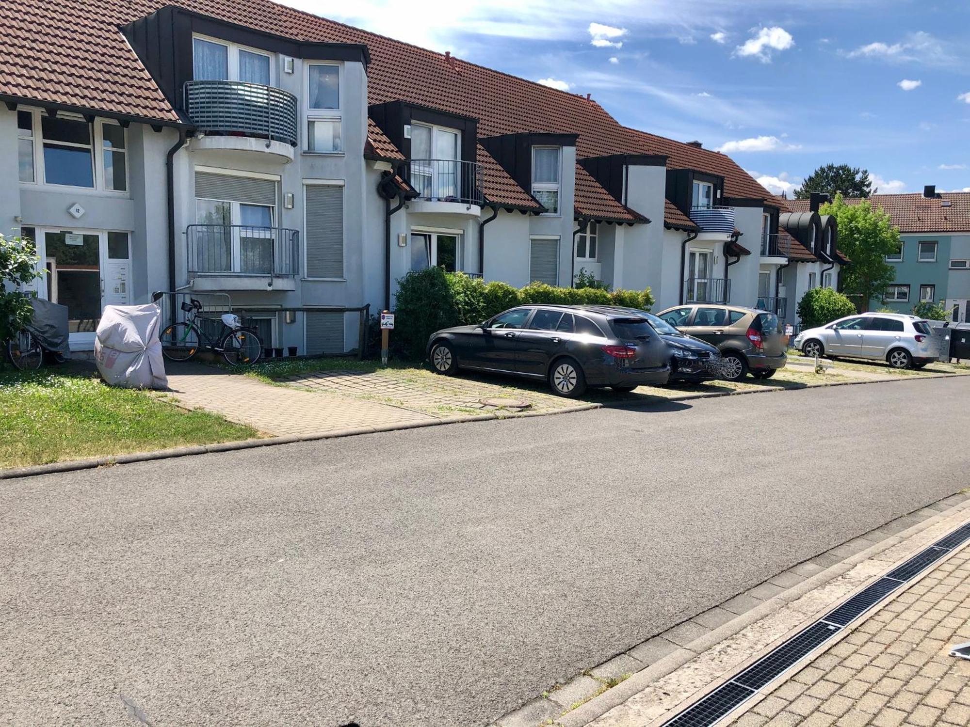 Studio Ochsenfurt Mit Sonnigem Balkon Lägenhet Exteriör bild