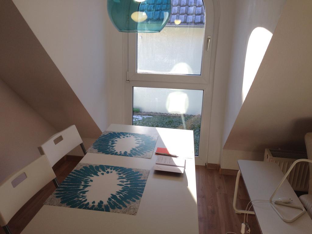 Studio Ochsenfurt Mit Sonnigem Balkon Lägenhet Exteriör bild